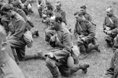 1940, Horváth József, kneeling, military, flask, Fortepan #265496