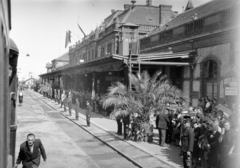 Hungary, Szolnok, vasútállomás., 1940, Horváth József, train station, Fortepan #265607