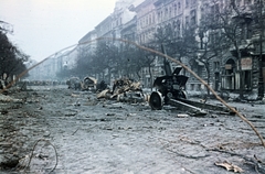 Magyarország, Budapest IX., Ferenc körút a Tompa utca felől az Üllői út irányába nézve., 1956, Horváth József, Budapest, forradalom, színes, Fortepan #265793