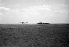 Hungary, Veszprém, Jutas repülőtér, a Magyar Királyi Honvéd Légierő Junkers Ju 86 típusú repülőgépei., 1938, Horváth József, airplane, airport, Junkers-brand, Royal Hungarian Air Force, Fortepan #265998