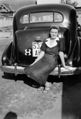 1936, Horváth József, girls'n'cars, number plate, sitting on a car, Fortepan #266082