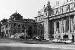 Hungary, Budapest I., a Királyi Palota (később Budavári Palota) Hunyadi udvar., 1947, Vízkelety László, damaged building, Budapest, Fortepan #266136