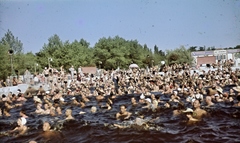 Magyarország, Hajdúszoboszló, strand., 1943, Ábrahám Katalin és László, színes, Fortepan #266727