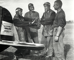 1938, Mihályi Balázs, leather jacket, pilot, Nicolaus Horthy-portrayal, airplane, leather cap, Fortepan #266766