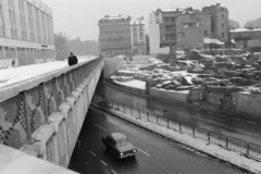 Bulgaria, Plovdiv, bulevard Car Borisz III Obedinitel, mellette jobbra a Római Birodalom korában fennálló Philippopolisz város romjai., 1986, Vimola Károly, Fortepan #266941