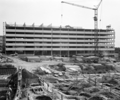 Hungary, Pécs, Boszorkány utca, a Pollack Mihály Műszaki Főiskola (később Pécsi Tudományegyetem) oktatási, labor valamint műhelyépületeinek építési területe, szemben a kollégium építkezése., 1969, Pluhár Gábor, Fortepan #267067