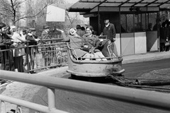 Magyarország, Vidámpark, Budapest XIV., a Kanyargó nevű játék., 1969, Ladinek Viktor, vidámpark, Budapest, Fortepan #267229