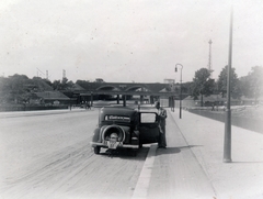 Németország, Berlin, Charlottenburg, Halenseestrasse. Jobbra a Funkturm látszik. Hanomag Rekord személygépkocsi., 1938, Fortepan, német gyártmány, rendszám, Hanomag-márka, Hanomag Rekord, országjelzés, Fortepan #26731