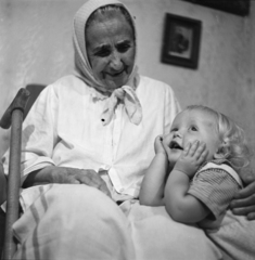 1959, Szentkuthy Ibolya, portrait, headscarf, old person, Fortepan #267551