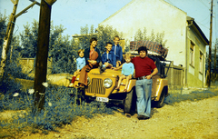 Románia,Erdély, Nagyvárad, a felvétel a Frunzei utca 14. szám előtt készült., 1976, Barna Ádám, Skoda 1101 VO/P Colonial, rendszám, gyerekek, utcakép, Fortepan #267728