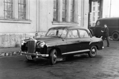 Hungary, Budapest XIV., Egressy út 35-51., a felvétel a Posta Központi Járműtelepén készült., 1955, Bolvári László, Mercedes W120, automobile, Budapest, Fortepan #267822