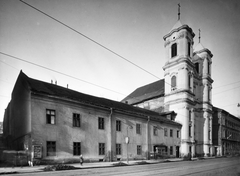 Magyarország, Budapest II., Margit körút (Mártírok útja), Országúti ferences templom., 1954, Geuduschek Tibor, templom, utcakép, barokk-stílus, katolikus, Budapest, Fortepan #26795