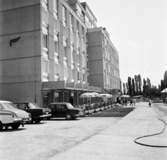 Magyarország, Budapest XI., Budaörsi út 88-90., Hotel Wien., 1971, Gárdos Katalin, rendszám, Budapest, Fortepan #268145