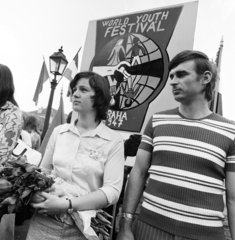 Hungary, Vác, Schuszter Konstantin (Konstantin) tér, a felvétel a fasizmus feletti győzelem 30. évfordulójának tiszteletére rendezett nagygyűlésen készült, 1975. május 11-én., 1975, Gárdos Katalin, Fortepan #268263