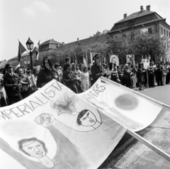 Hungary, Vác, Schuszter Konstantin (Konstantin) tér, a felvétel a fasizmus feletti győzelem 30. évfordulójának tiszteletére rendezett nagygyűlésen készült, 1975. május 11-én., 1975, Gárdos Katalin, Fortepan #268287