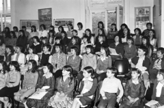 Hungary, Budapest VIII., a Somogyi Béla utcai ének-zenei általános iskola próbaterme, a Magyar Rádió Gyermekkórusa., 1979, Kanyó Béla, Budapest, kids, singing, Fortepan #268837