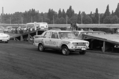 Hungary, Budapest VIII., Kerepesi úti Ügetőpálya, autós-kaszkadőr bemutató. A Tigris Autós Kaszkadőr csapat tagja, Maruzsi László Ladája a világcsúcs kísérlet, tíz autó feletti átugratás előtt., 1983, Kanyó Béla, number plate, Budapest, Fortepan #269317