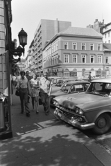 Magyarország, Budapest V., Vörösmarty tér, középen jobbra a Harmincad utca., 1971, Középületépítő Vállalat - Kreszán Albert - Koczka András - Kemecsei József, Budapest, Fortepan #269522