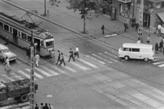 Magyarország, Budapest XIV., rálátás a Thököly út - Hungária körút kereszteződésére a Pest Megyei Bíróság építkezéséről., 1970, Középületépítő Vállalat - Kreszán Albert - Koczka András - Kemecsei József, Budapest, gyalogátkelő, Fortepan #269550