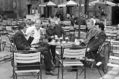 Magyarország, Budapest I., Clark Ádám tér, a Lánchíd presszó terasza., 1972, Középületépítő Vállalat - Kreszán Albert - Koczka András - Kemecsei József, Budapest, Fortepan #269584