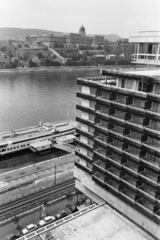 Magyarország, Budapest V.,Budapest I., kilátás a Hotel Duna Intercontinental tetőteraszáról a Budavári Palota (korábban Királyi Palota) felé., 1973, Középületépítő Vállalat - Kreszán Albert - Koczka András - Kemecsei József, Budapest, Fortepan #269596