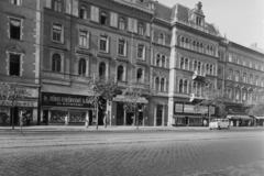 Magyarország, Budapest VII., Erzsébet (Lenin) körút 48. és 50. sz. épületek., 1962, UVATERV, cégtábla, DKW-márka, Budapest, Fortepan #26985