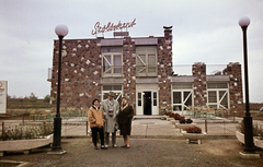 Hungary, Gyöngyös, Szőlőskert étterem a 3-as főút mellett., 1962, Szilvási hagyaték, building, camera, colorful, Fortepan #270030