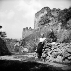 Hungary,Danube Bend, Visegrád, Fellegvár., 1958, Vozárik Edit, photo aspect ratio: square, citadel, Fortepan #270136