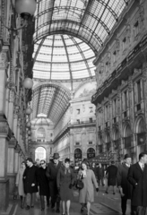 Italy, Milan, Galleria Vittorio Emanuele II., 1964, Vozárik Edit, Fortepan #270363