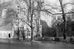 Magyarország, Budapest XIV., Dózsa György út 25-27., Kállai Éva Egészségügyi Szakközépiskola (egykor Községi Polgári Leányiskola, ma Károli Gáspár Református Egyetem, Tanárképző Központ)., 1969, Vozárik Edit, Budapest, Fortepan #270365