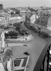 Magyarország, Veszprém, kilátás a Tűztoronyból, előtérben az Óváros (Vöröshadsereg) tér., 1972, Vozárik Edit, Fortepan #270411