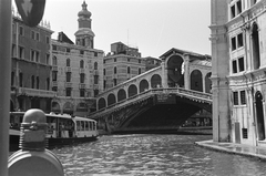 Olaszország, Velence, Canal Grande, szemben a Rialto híd, balra a San Bartolomeo templom tornya., 1972, Fodor András örökösei, Fortepan #270944