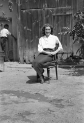 1960, Lipovits Károly, sitting, posture, lady, Fortepan #271632