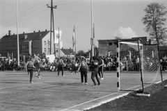 Magyarország, Csorna, a Csukás Zoltán Mezőgazdasági Technikum és Szakképző Iskola sportpályája., 1966, Lipovits Károly, Fortepan #271767