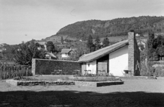 Hungary,Lake Balaton, Badacsonytomaj,Badacsony, Poharazó (Callmeyer Ferenc, 1959.) az állomás mögötti park mellett, a Hableány vendéglővel szemben., 1961, Lipovits Károly, Ferenc Callmeyer-design, buffet, Fortepan #271890