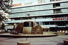 Németország, Berlin, Nyugat-Berlin, Breitscheidplatz, Europa-Center bevásárlóközpont., 1984, Darányi Zsolt, Fortepan #272324