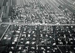 Magyarország, Budapest XVI., légifotó Mátyásföldről, középen a Veres Péter út Jókai Mór utca - Diósy Lajos utca közötti szakasza., 1943, Hózer Benjamin, Budapest, légi felvétel, Fortepan #272531