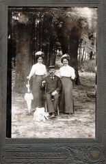 1905, Keresztesi Péter, hat, studio, dog, sunshades, walking cane, three people, Fortepan #272592