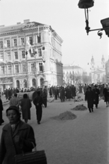 Magyarország, Budapest VIII., Baross utca a József körút kereszteződése előtt a Harminckettesek tere felé nézve., 1956, Papp Dezső, utcakép, templom, Budapest, Fortepan #272705