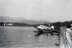 Ausztria, Gmunden, Traunsee, kikötő. Balra a háttérben a Seeschloss Ort és a Landschloss Ort., 1931, Fortepan/Album085, repülőgép, hidroplán, Junkers-márka, Junkers F-13, Fortepan #272862