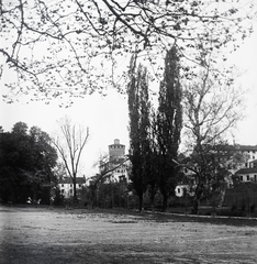 Olaszország, Vicenza, Giardini Salvi, középen a Porta Castello tornya., 1908, Flanek-Falvay-Kováts, torony, Fortepan #272910