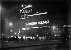 Magyarország, Budapest VI., Oktogon, szemben a 2. számú épület látható., 1930, Flanek-Falvay-Kováts, Best of, Budapest, este, neonreklám, díszkivilágítás, Fortepan #272939