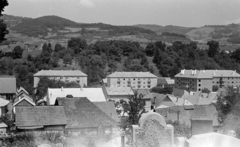 Slovakia, Dobšiná, kilátás a temetőből a Nová ulica házaira., 1963, Schermann Ákos, picture, Fortepan #273006