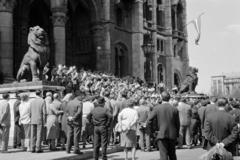 Magyarország, Budapest V., Kossuth Lajos tér, katonazenekar térzenét ad a Parlament főbejáratánál., 1966, Schermann Ákos, Budapest, Fortepan #273036