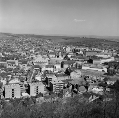 Magyarország, Miskolc, a város látképe az Avasi kilátóból észak felé, középen az evangélikus templom látható., 1972, Schermann Ákos, Fortepan #273075