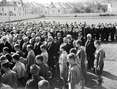 Magyarország, Sopron, Hunyadi János utca 8-10., az Evangélikus Líceumi Diákotthon udvara, a felvétel az avatás / felszentelés alkalmával készült., 1934, Vargha Zsuzsa, Fortepan #273431