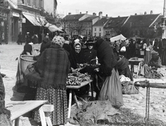 Hungary, Sopron, Várkerület, jobbra a Mária-oszlop., 1908, Vargha Zsuzsa, market, Fortepan #273535