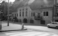 Magyarország, Budapest I., Batthyány tér 4., az egykori Fehér Kereszt fogadó., 1979, Mészöly Leonóra, Polski Fiat-márka, Polski Fiat 126p, Budapest, Fortepan #27441