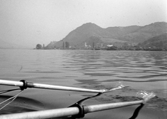 Hungary, Danube Bend, Visegrád a Dunáról., 1969, Mészöly Leonóra, boat, paddling, Fortepan #27473