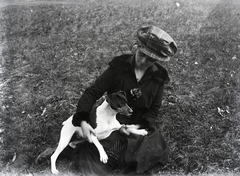 1923, Sibinger János, Best of, lady, hat, fondness, dog, Fortepan #274736